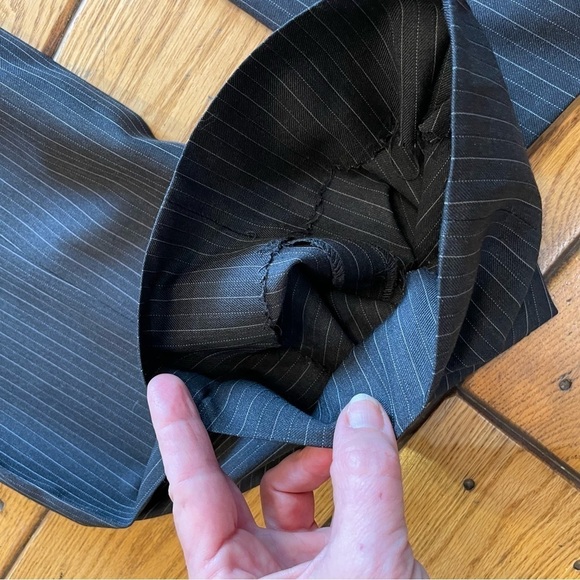 Luca Rossi Mens 3 Button Pin Stripe Wool 36 x 36 Regular Black Grey Pin 2 Slacks - Picture 4 of 8